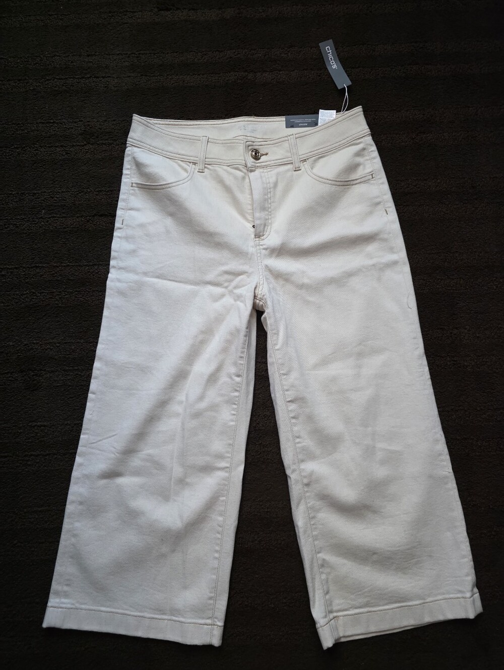 Chico's Cream Wide-Leg Cropped Trouser